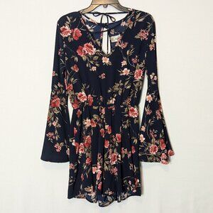 KAFE, Navy/Pink Chiffon, Long Bell Sleeve, Short Romper; Size L